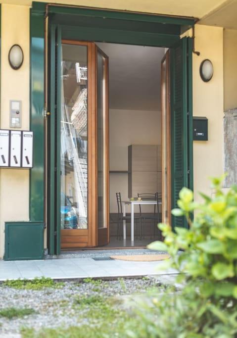 Suite Il Borgo Monza - Milano + Garage Privato Desio Exterior photo